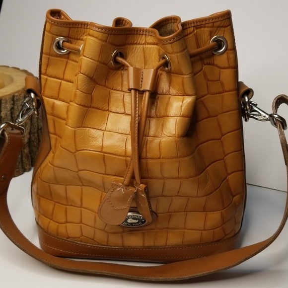 Dooney & Bourke Handbags - dooney&bourke bag